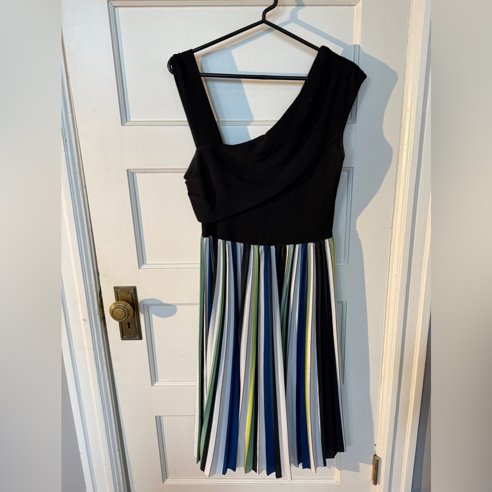 Sachin & Babi Size L Elegant Black and Multicolor Pleated Dress